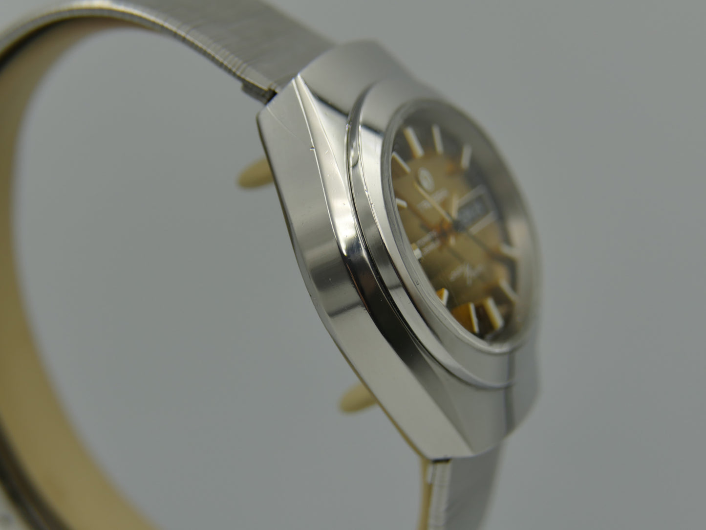 70s vintage watch mens Tressa Laser Beam automatic AS 2066 SS tiger serviced