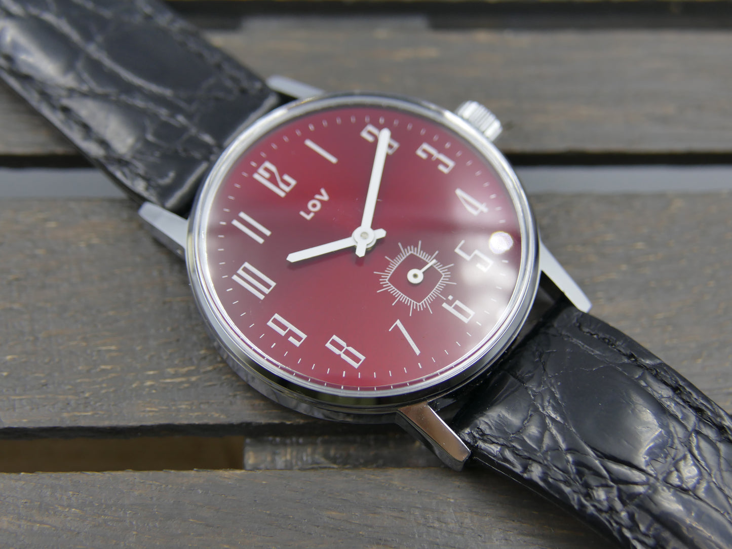 70s vintage watch mens LUV red burgundy dial hand wind Cupillard 233-68 NOS W/box