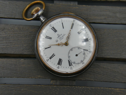 10s vintage gousset pocket watch Omega 19’’’ NN L7-16p manual wind metal gun case