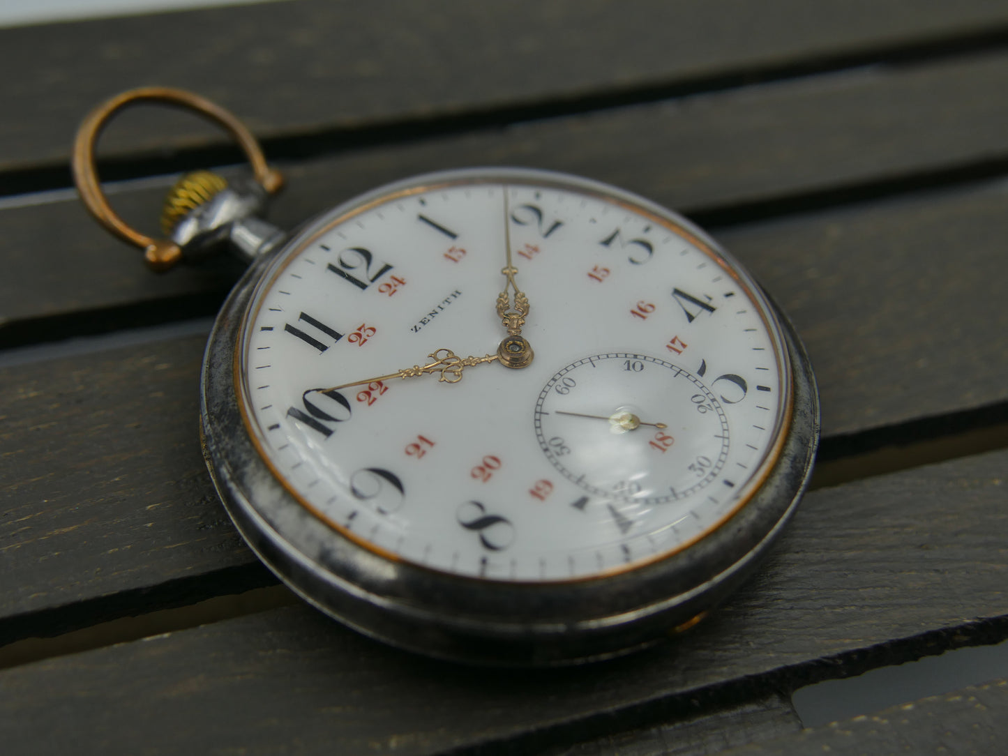 1914 vintage gousset pocket watch Zenith hand wind Gun metal grand prix
