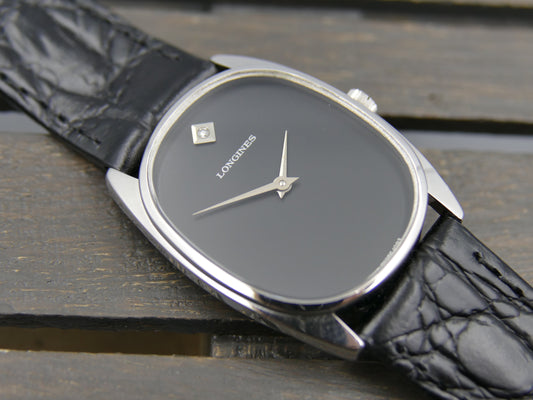 70s vintage watch mens Longines Ellipse "Diamond Pip" Black dial Ref. 1093 hand wind Cal. L847.4 mint