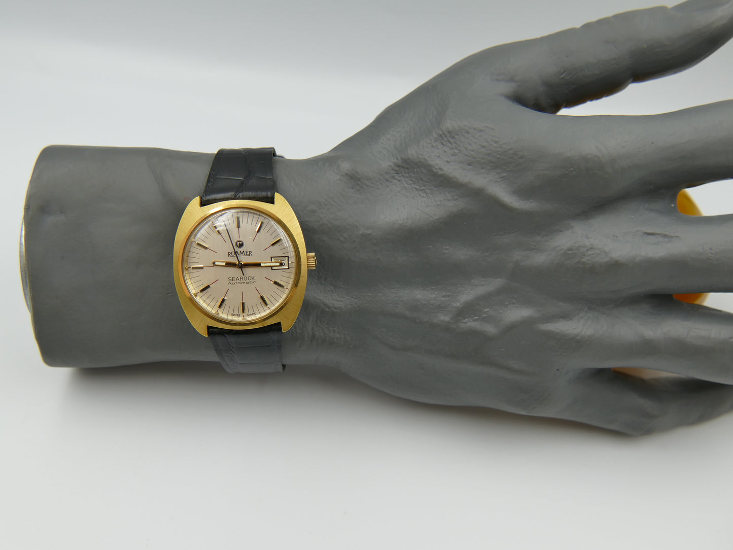 70s vintage watch mens Roamer Searock automatic MOD 522.2210.327 MINT