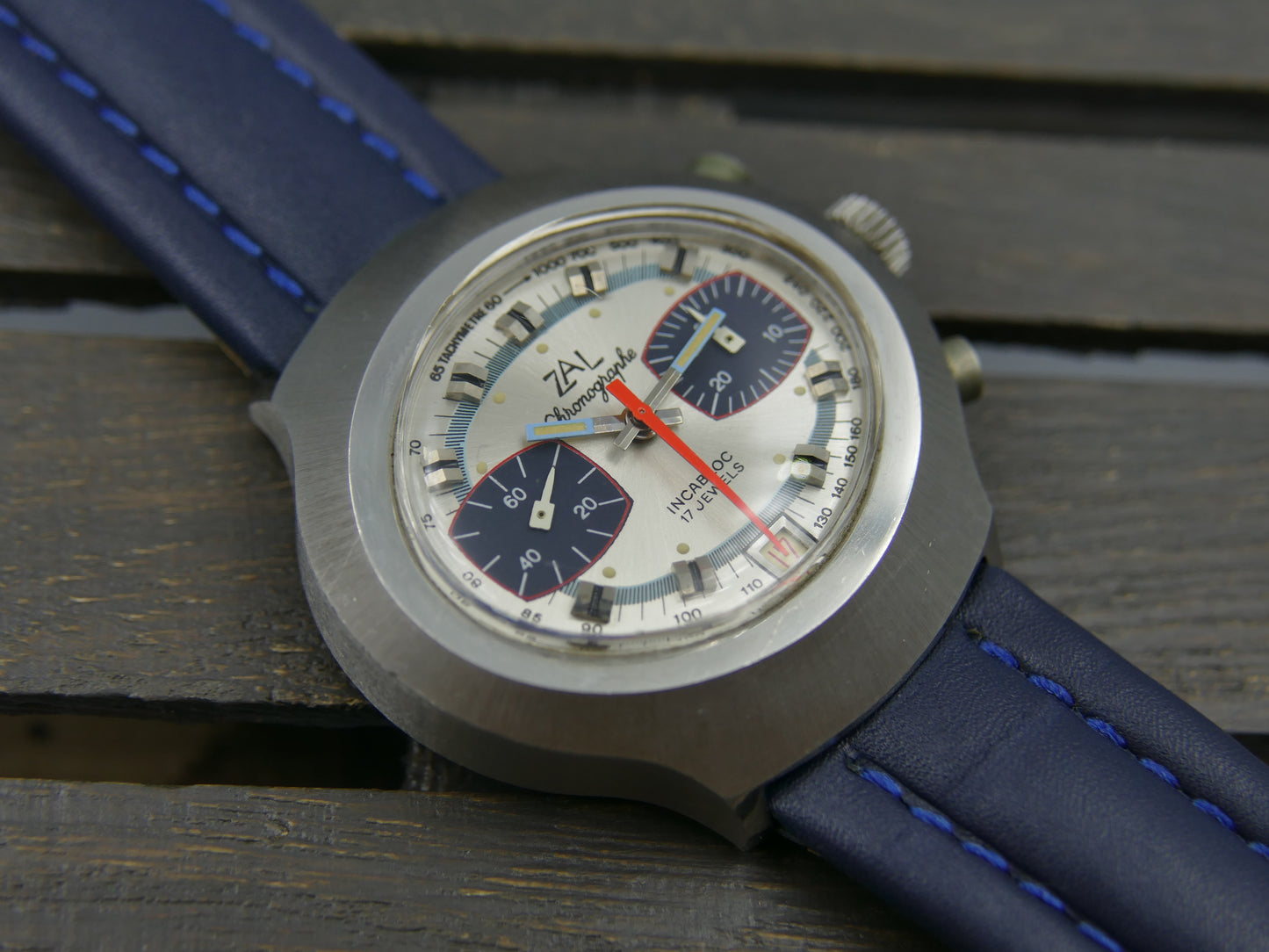 70s vintage watch mens ZAL chronograph valjoux 7734 panda