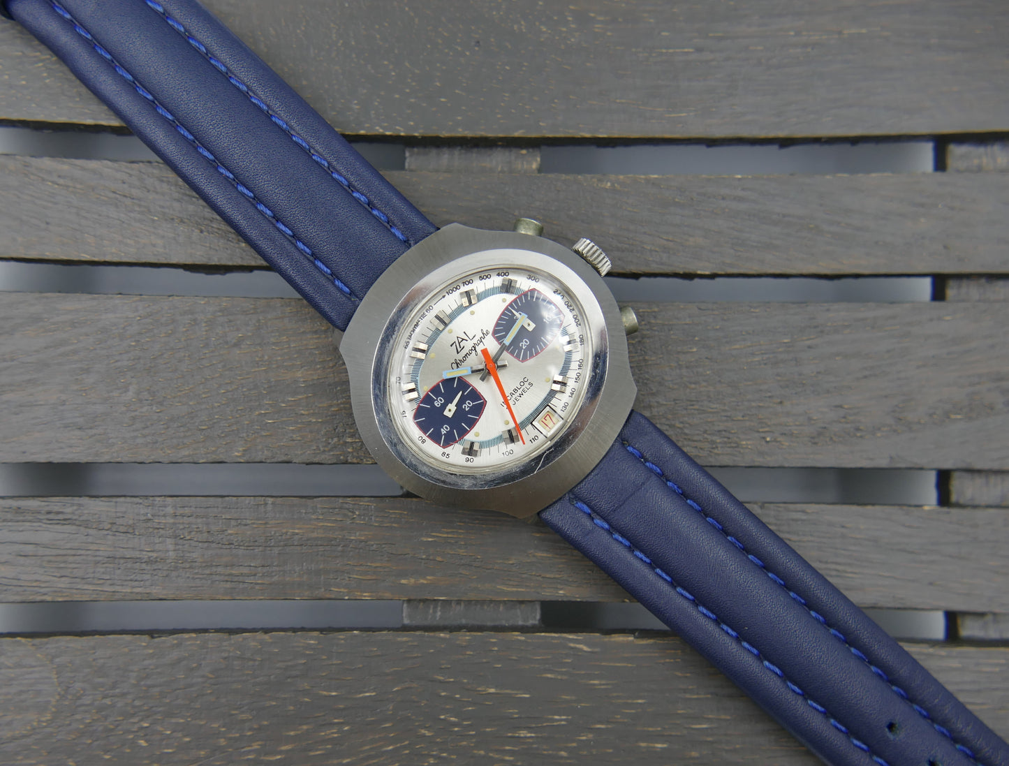 70s vintage watch mens ZAL chronograph valjoux 7734 panda