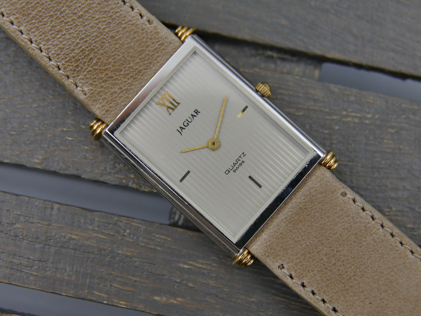 Vintage watch mens tank style Jaguar PUW 9100 NOS w/box