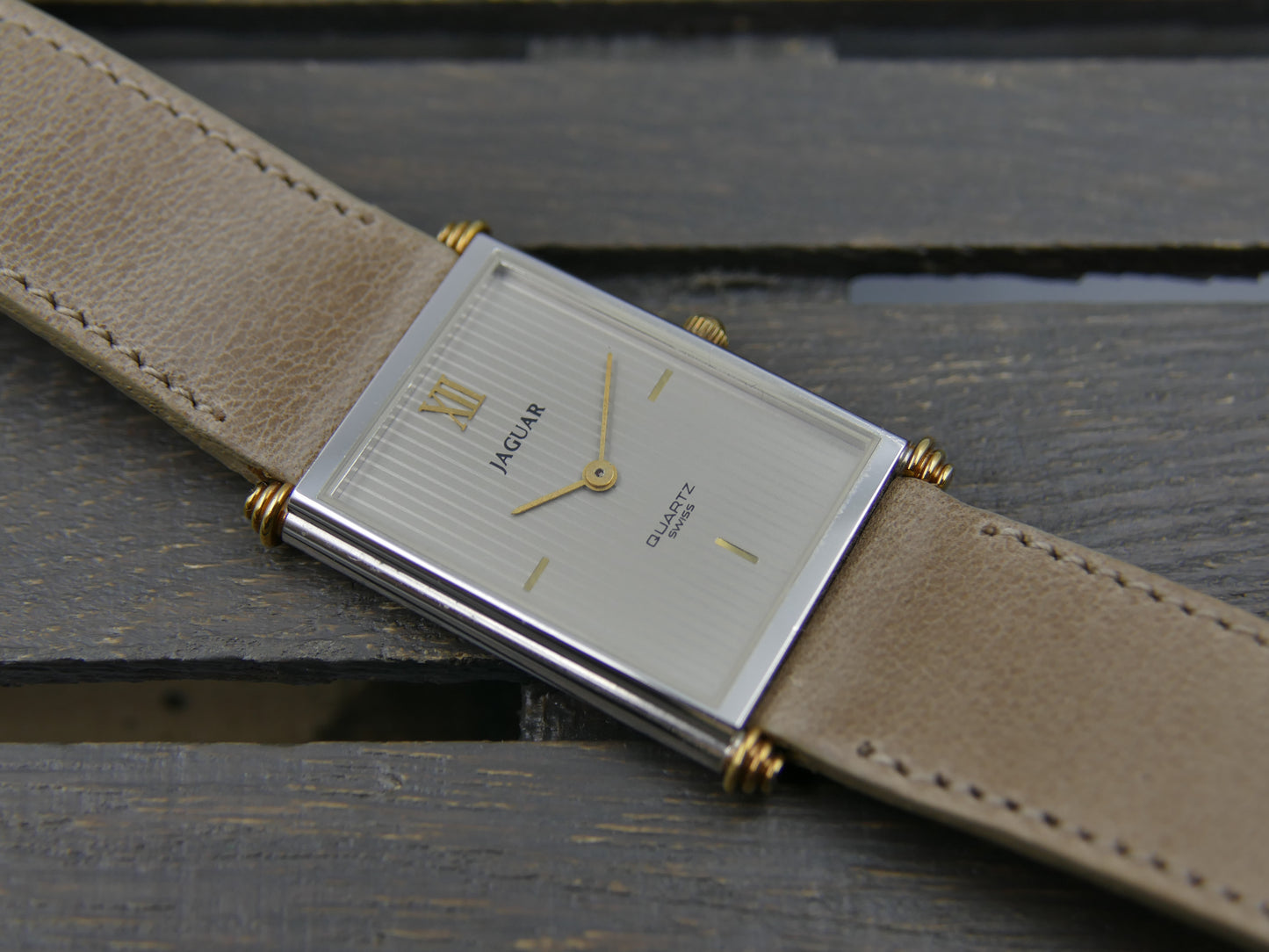 Vintage watch mens tank style Jaguar PUW 9100 NOS w/box