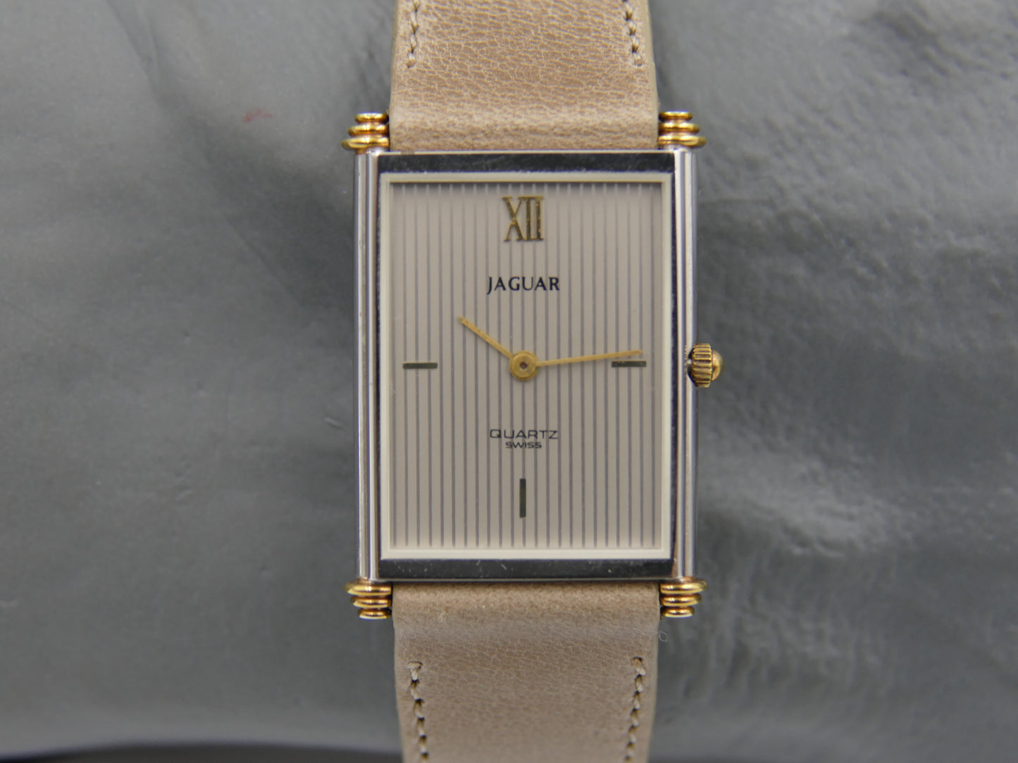Vintage watch mens tank style Jaguar PUW 9100 NOS w/box