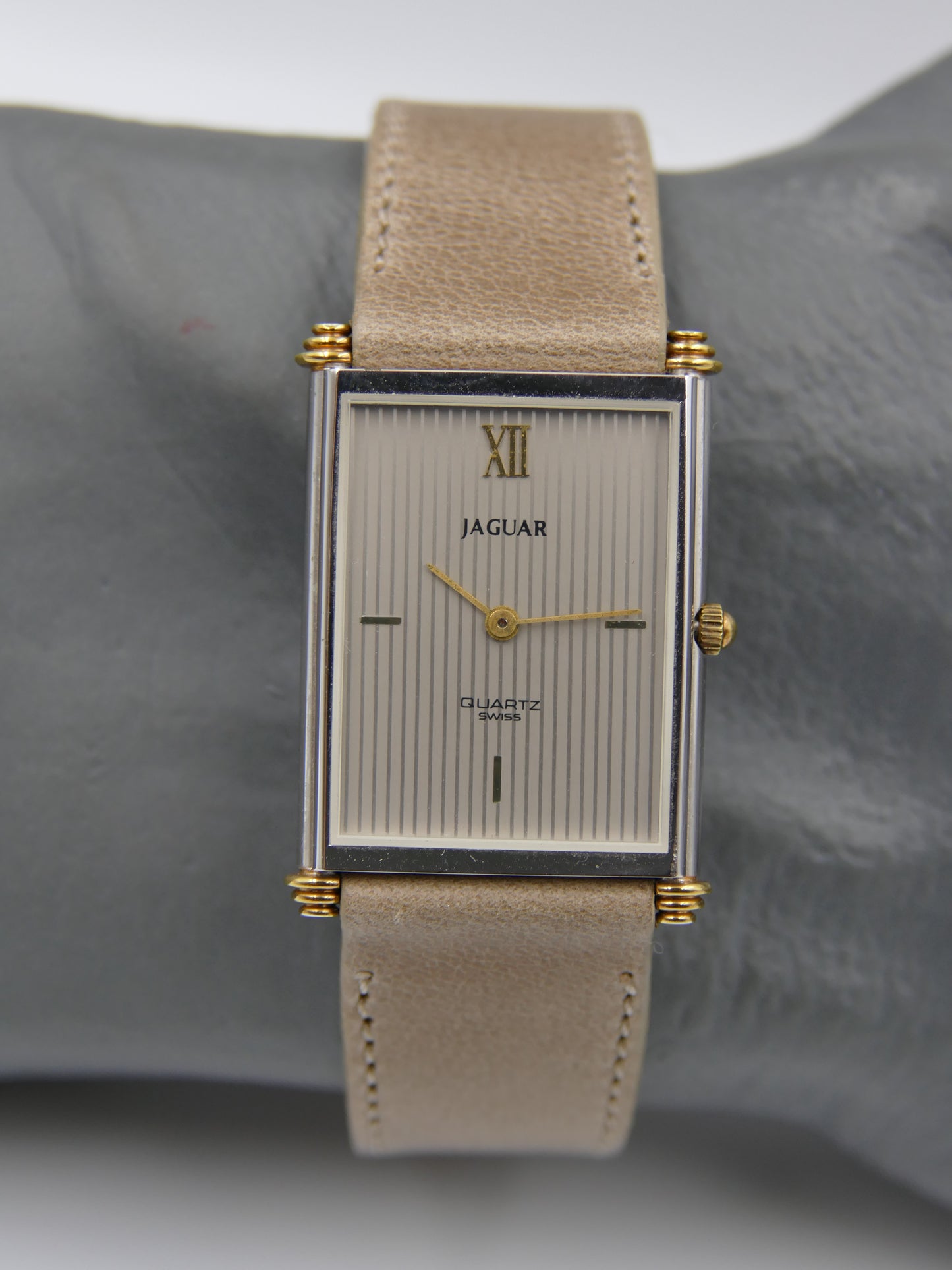 Vintage watch mens tank style Jaguar PUW 9100 NOS w/box