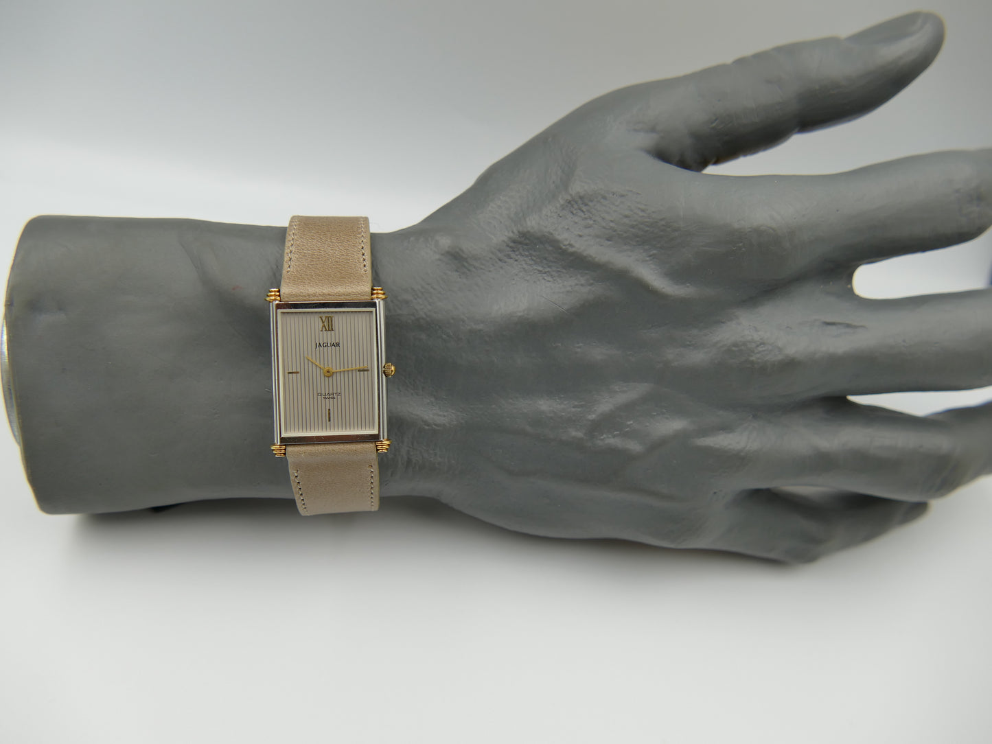 Vintage watch mens tank style Jaguar PUW 9100 NOS w/box