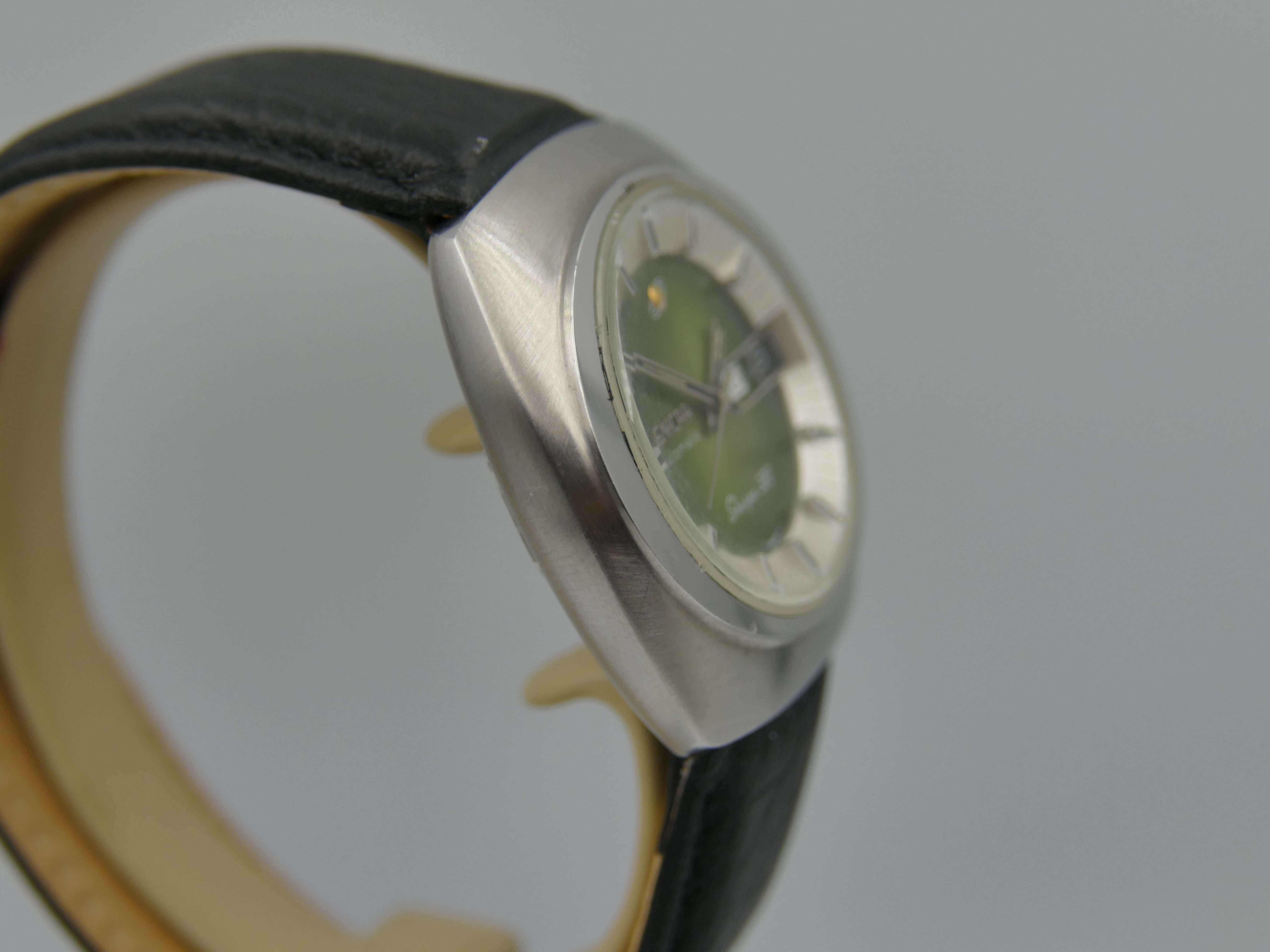 70s vintage watch NOS Enicar Sherpa 320 ref 167-10-01 automatic