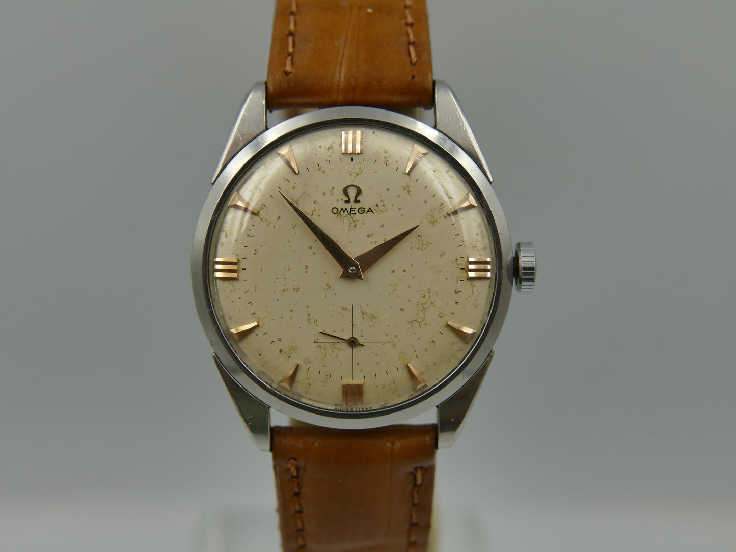 50s vintage watch mens Omega ref. 2900 -4 hand wind cal. 267 steel