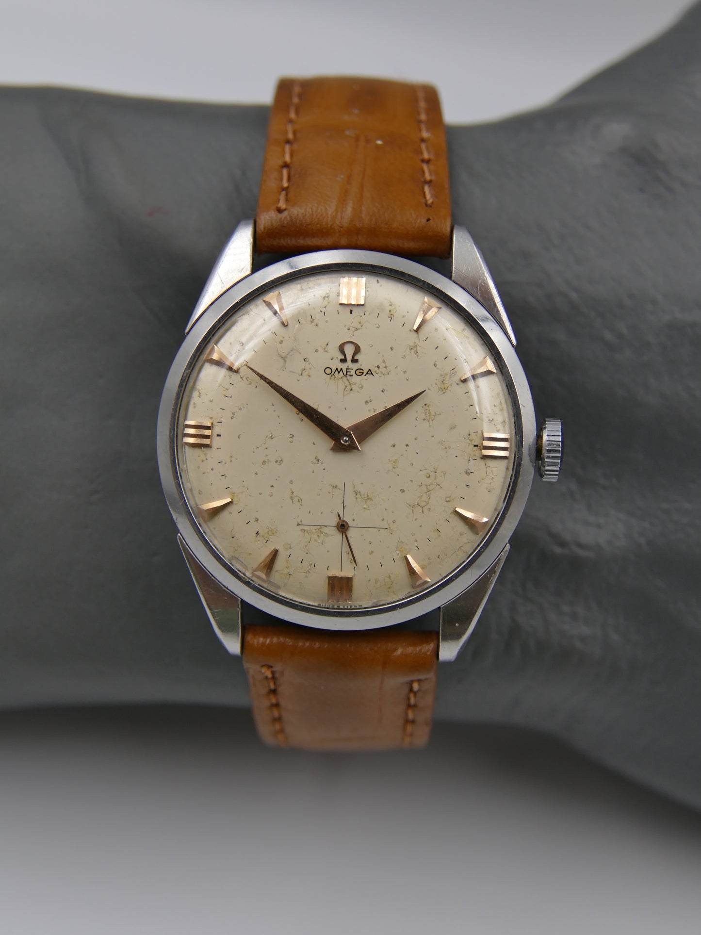 50s vintage watch mens Omega ref. 2900 -4 hand wind cal. 267 steel