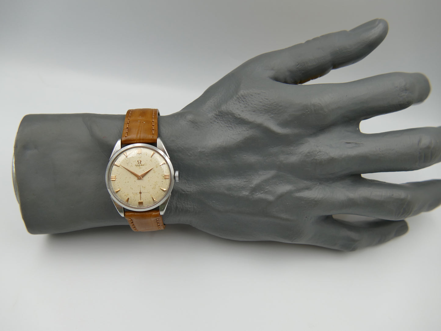 50s vintage watch mens Omega ref. 2900 -4 hand wind cal. 267 steel