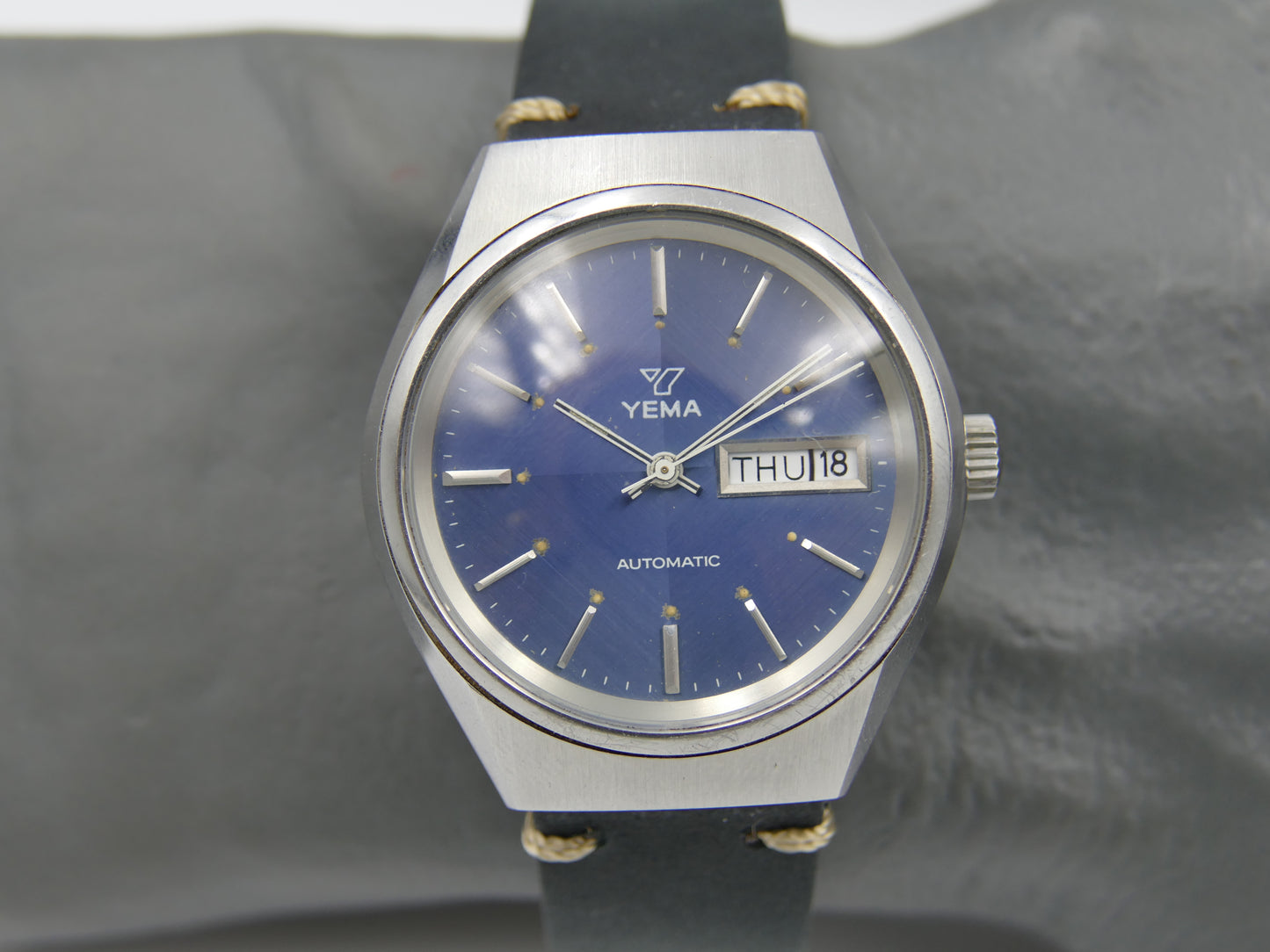 70s vintage watch mens Yema 71116 blue dial automatic FE 4612 Steel MINT