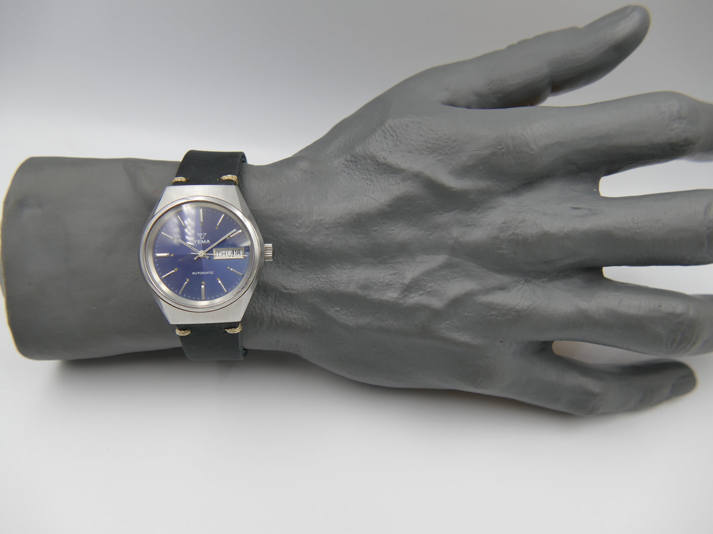 70s vintage watch mens Yema 71116 blue dial automatic FE 4612 Steel MINT