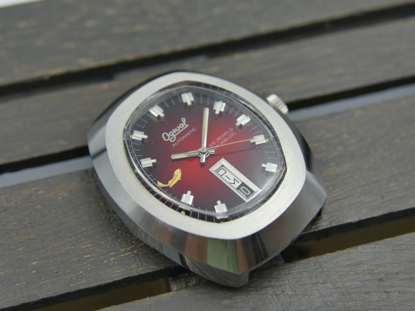 70s vintage watch mens Ogival a2614 burgundy automatic AS 2066 NOS