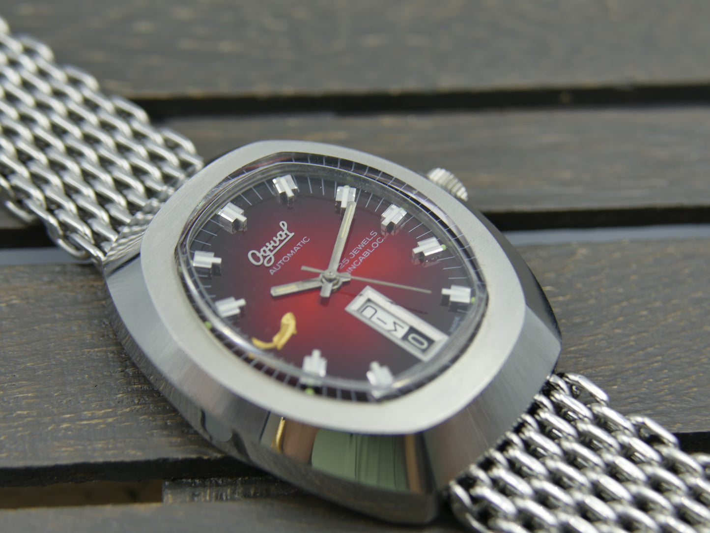 70s vintage watch mens Ogival a2614 burgundy automatic AS 2066 NOS