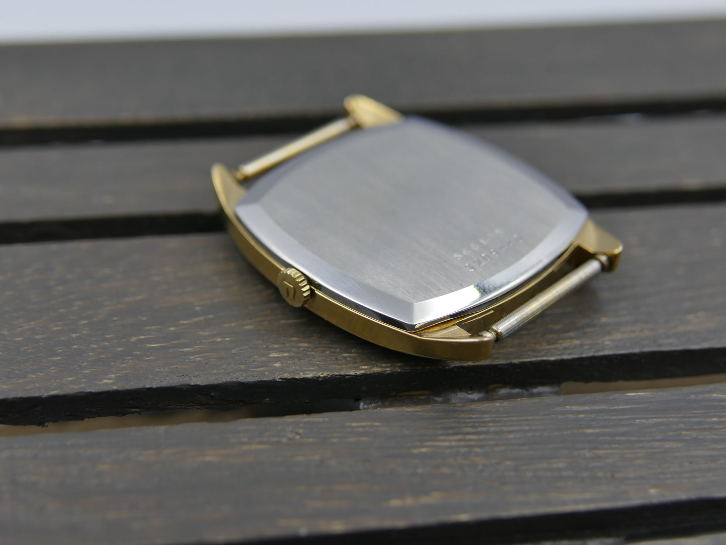 70s vintage watch mens Universal Geneve Gilt Shadow ref 566105 Automatic 2-66 Microrotor Ultra Slim