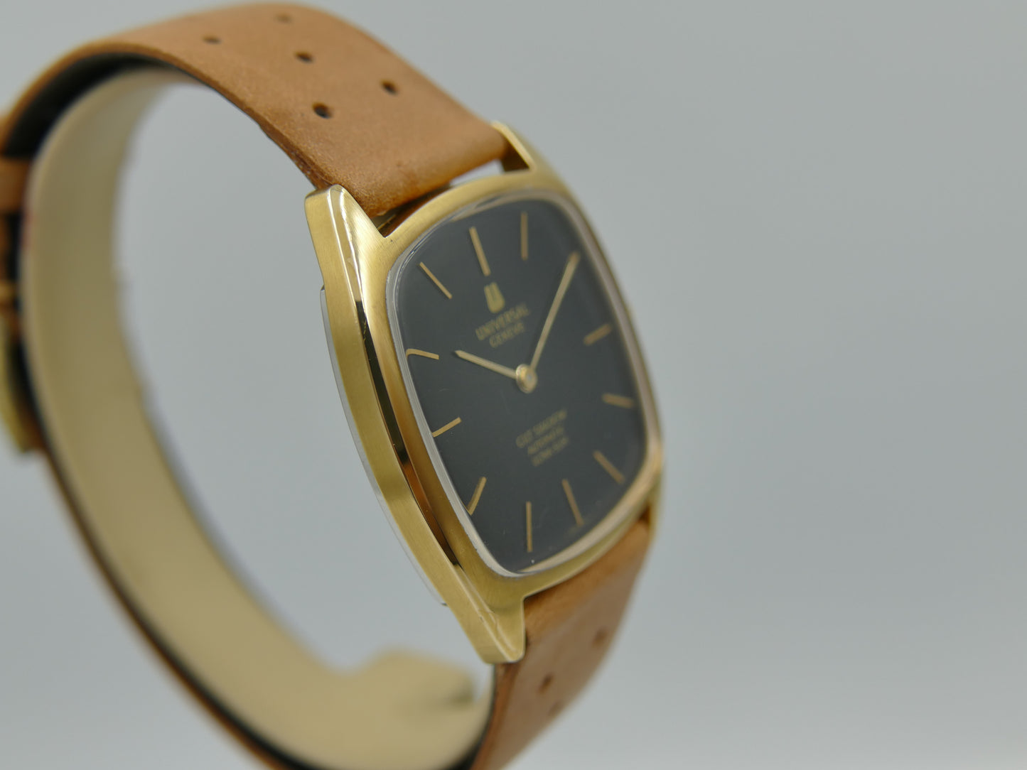 70s vintage watch mens Universal Geneve Gilt Shadow ref 566105 Automatic 2-66 Microrotor Ultra Slim