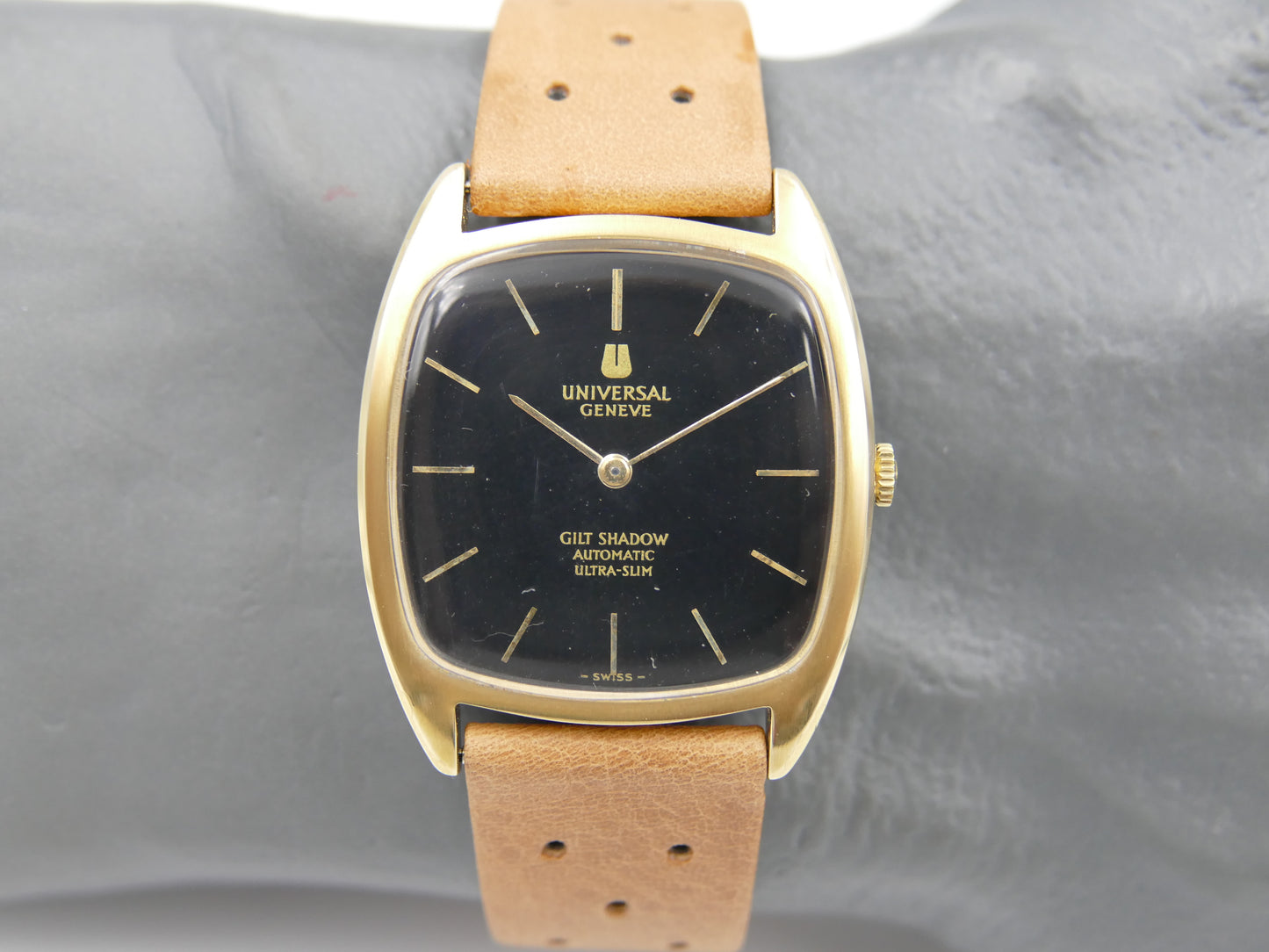 70s vintage watch mens Universal Geneve Gilt Shadow ref 566105 Automatic 2-66 Microrotor Ultra Slim
