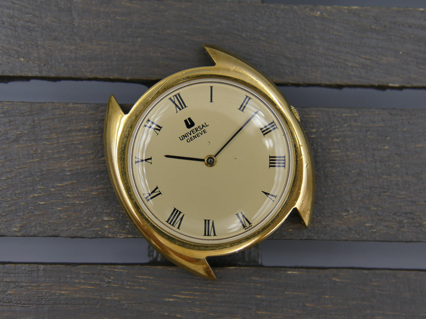 60s vintage watch mens Universal Geneve hand wind cal 1-42 Ref. 542111 ultra slim thin serviced