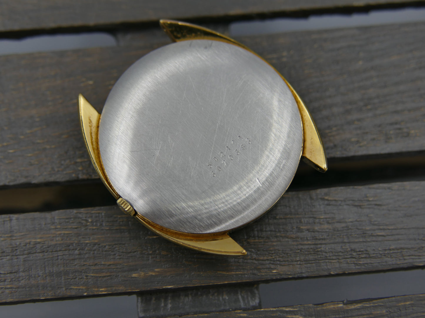 60s vintage watch mens Universal Geneve hand wind cal 1-42 Ref. 542111 ultra slim thin serviced