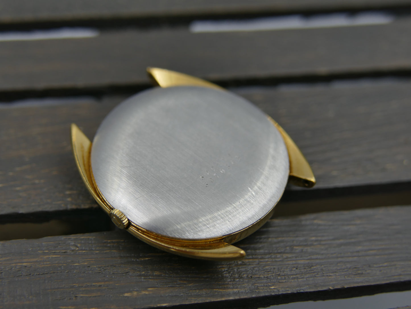 60s vintage watch mens Universal Geneve hand wind cal 1-42 Ref. 542111 ultra slim thin serviced