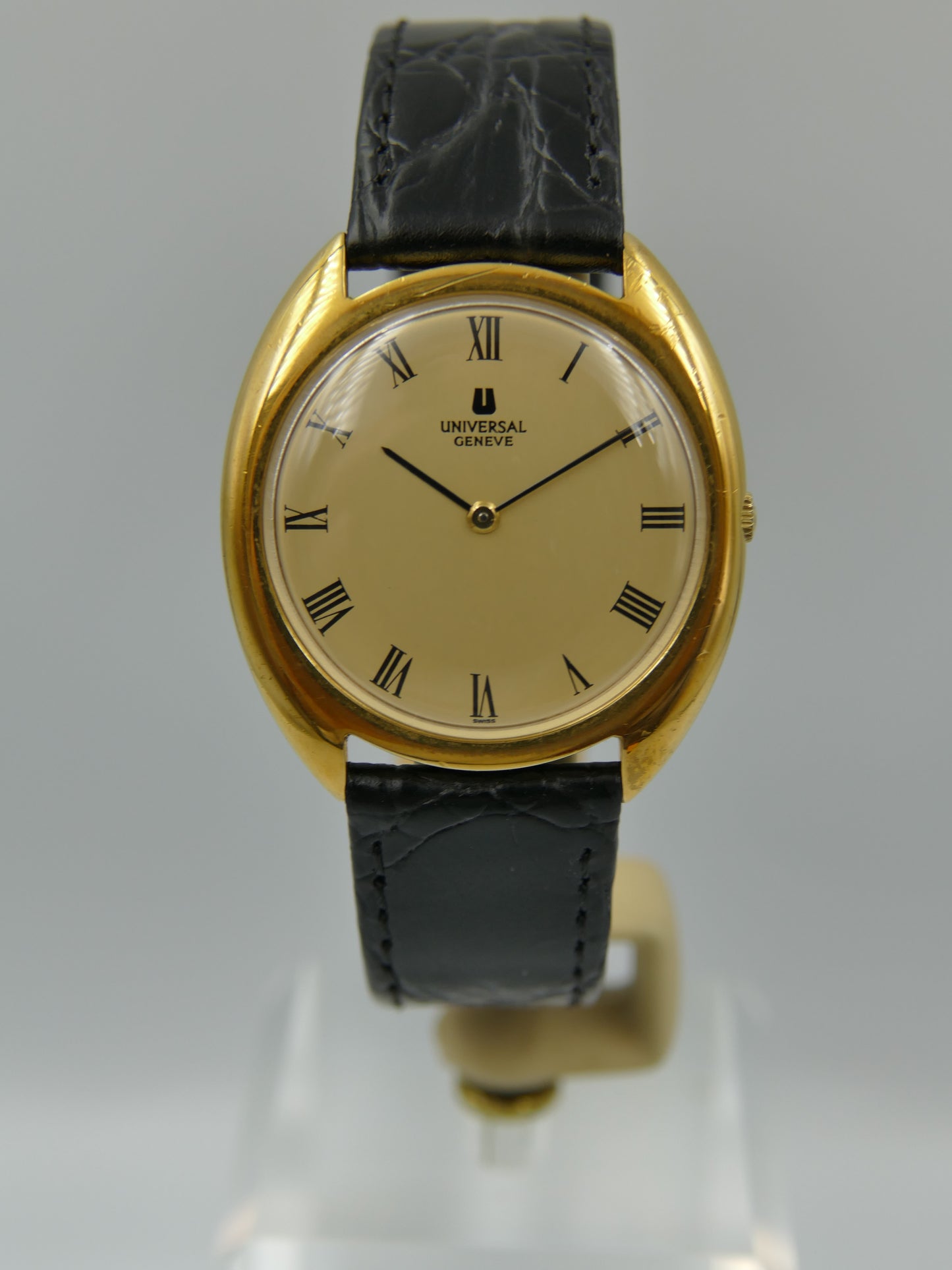 60s vintage watch mens Universal Geneve hand wind cal 1-42 Ref. 542111 ultra slim thin serviced