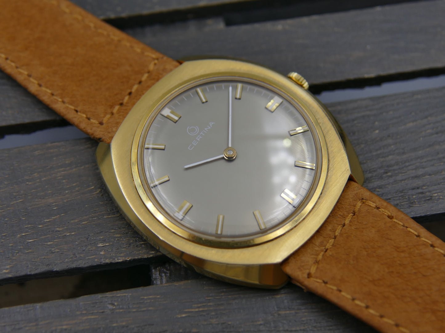 Certina oversize ref. 860.3510.25 hand wind 28-10 gold pl Thin vintage 60s
