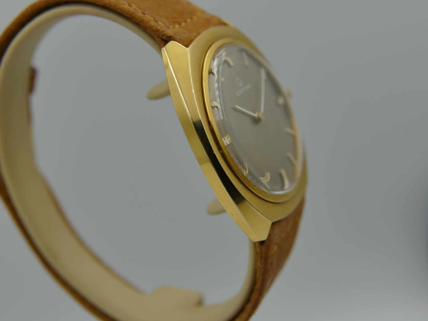Certina oversize ref. 860.3510.25 hand wind 28-10 gold pl Thin vintage 60s