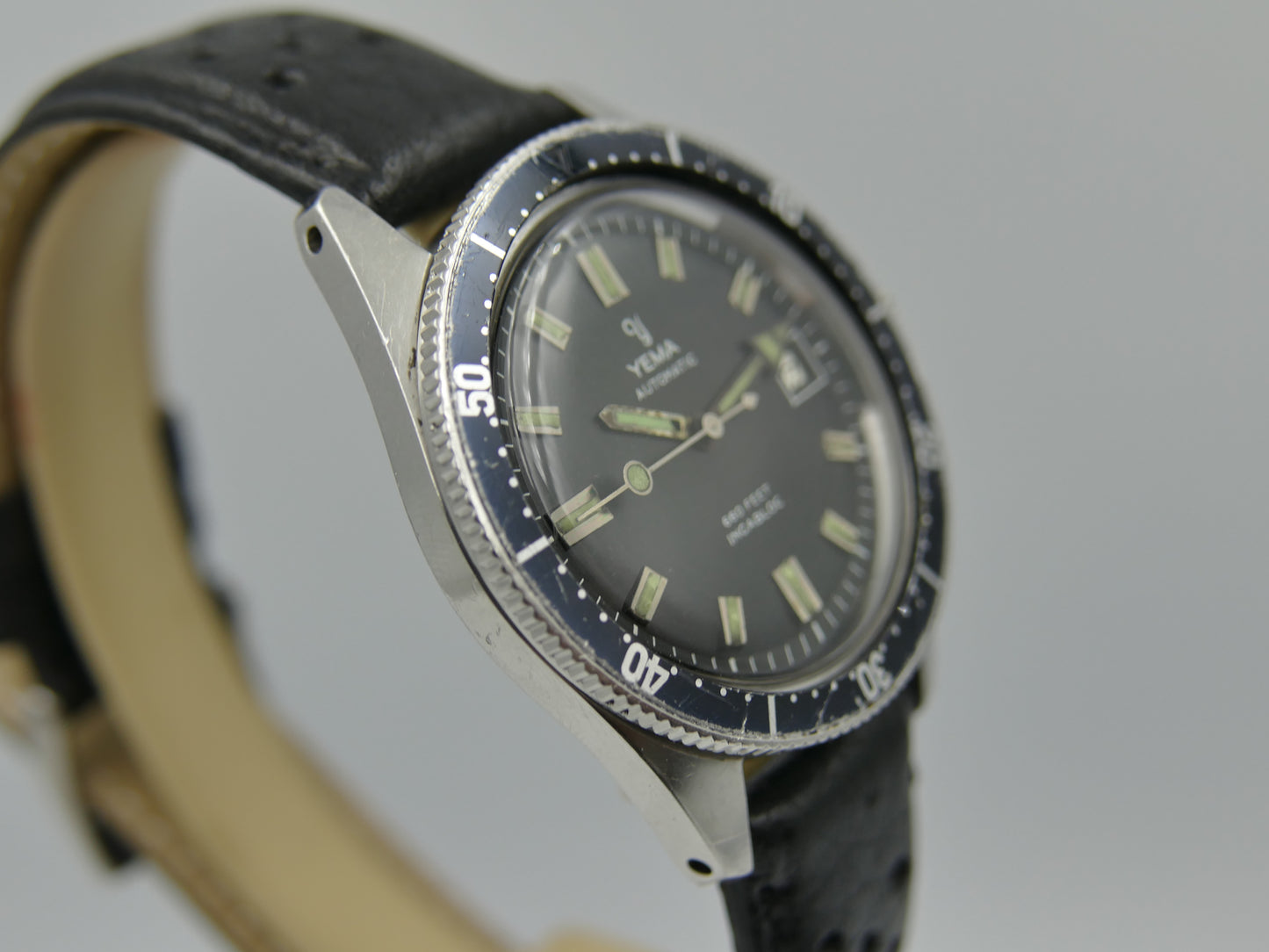 60s vintage watch mens Yema 660 feet SKIN DIVER ref. 8755 Steel Pre superman 37mm