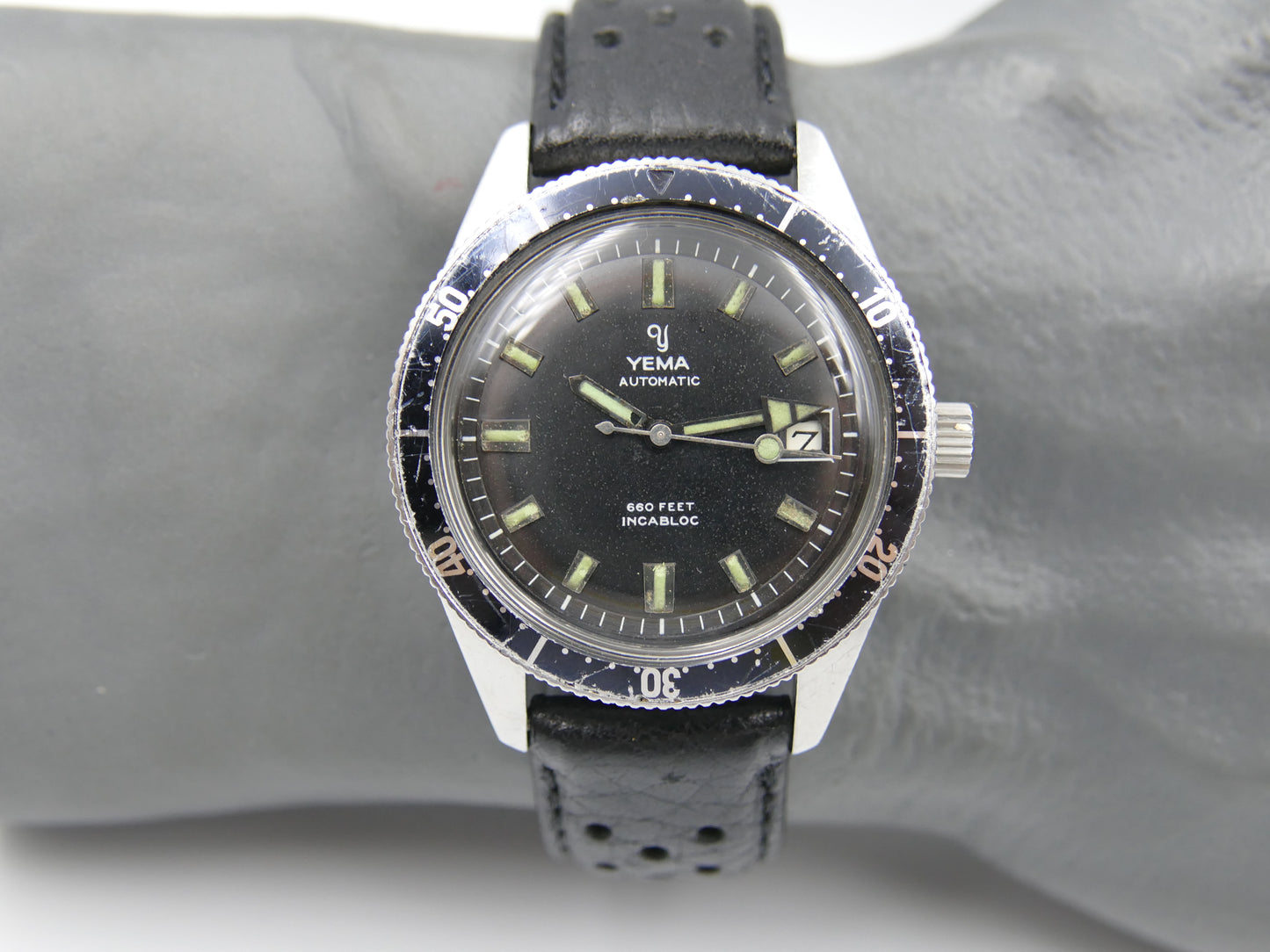 60s vintage watch mens Yema 660 feet SKIN DIVER ref. 8755 Steel Pre superman 37mm