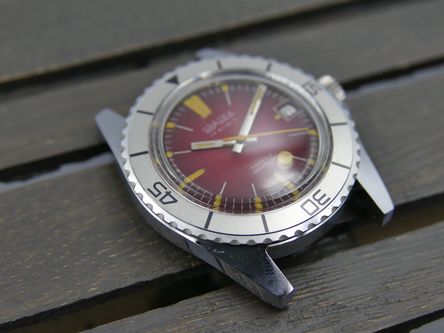 70s vintage watch mens plongee skin diver Gracex seabold burgundy mint