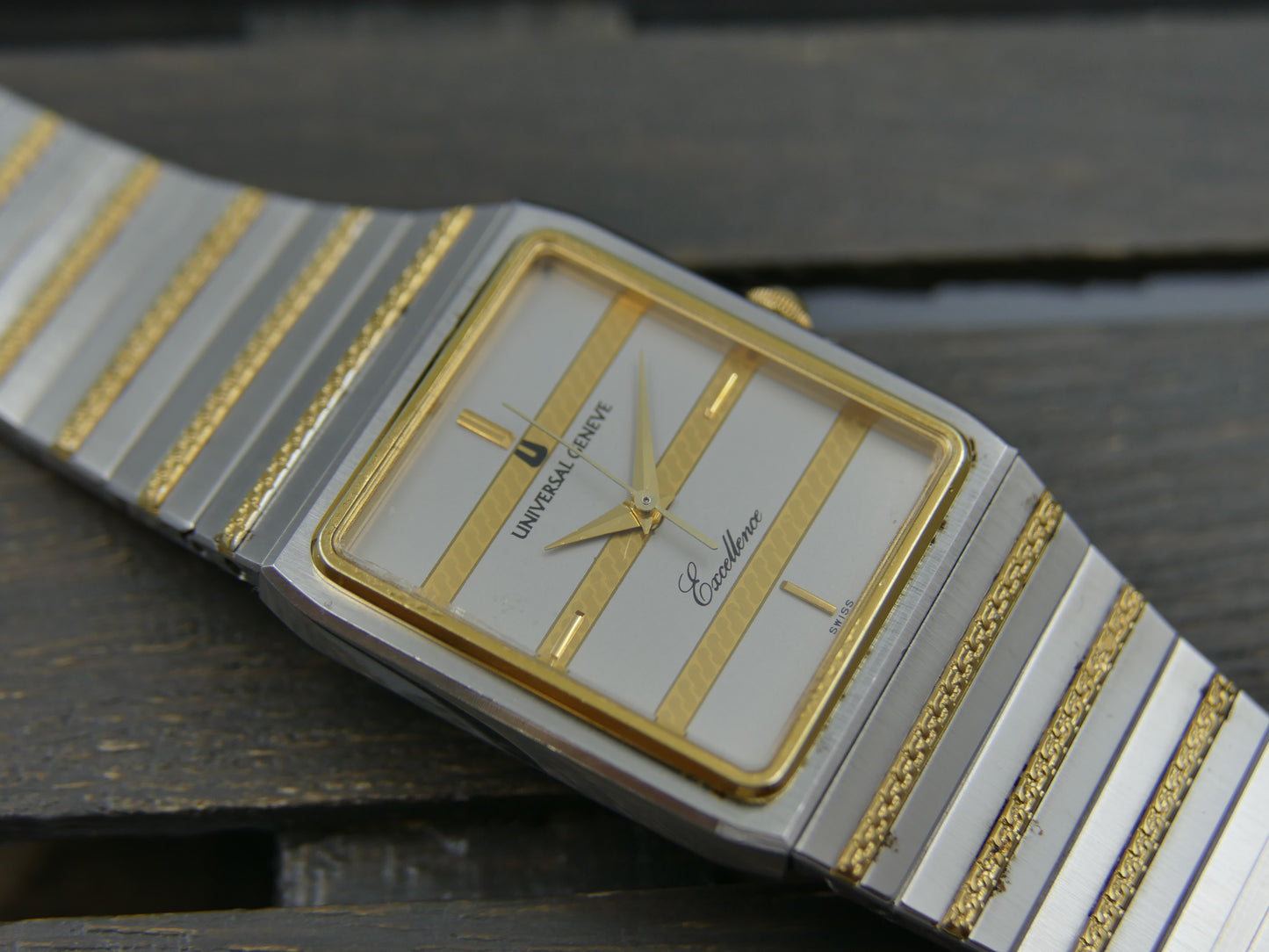 80s vintage watch Universal Geneve Excellence ref 645.505 18k Gold Plated Tank