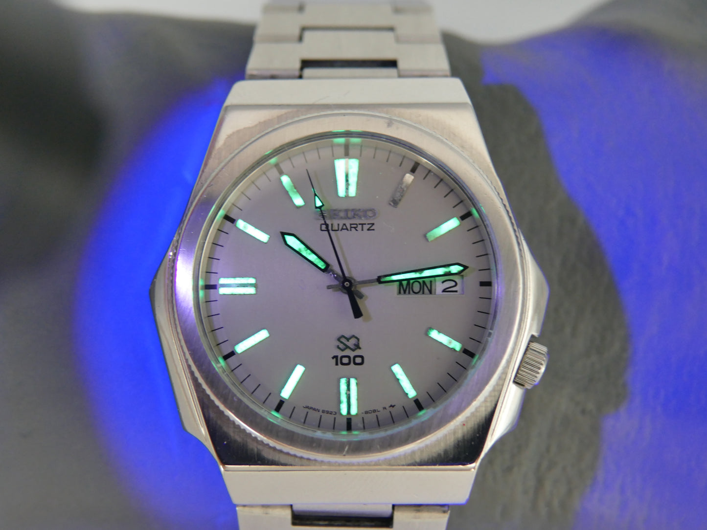 80s vintage watch Seiko SQ 100 Octagonal Case genta Ref. 6923-8070 serviced