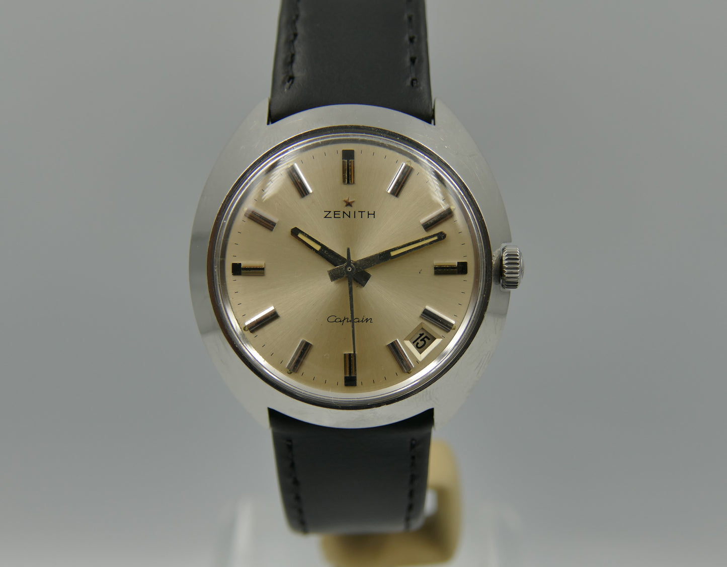 70s vintage watch mens Zenith Captain 2552C Turtle