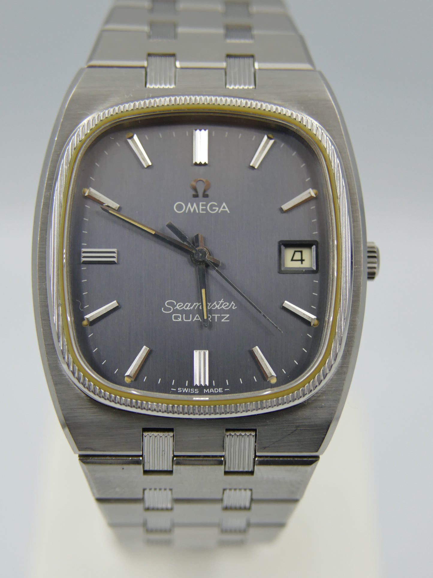 70s vintage watch mens Omega Seamaster cal. 1342 ref. 196.0136 / 396.0875 royal oak