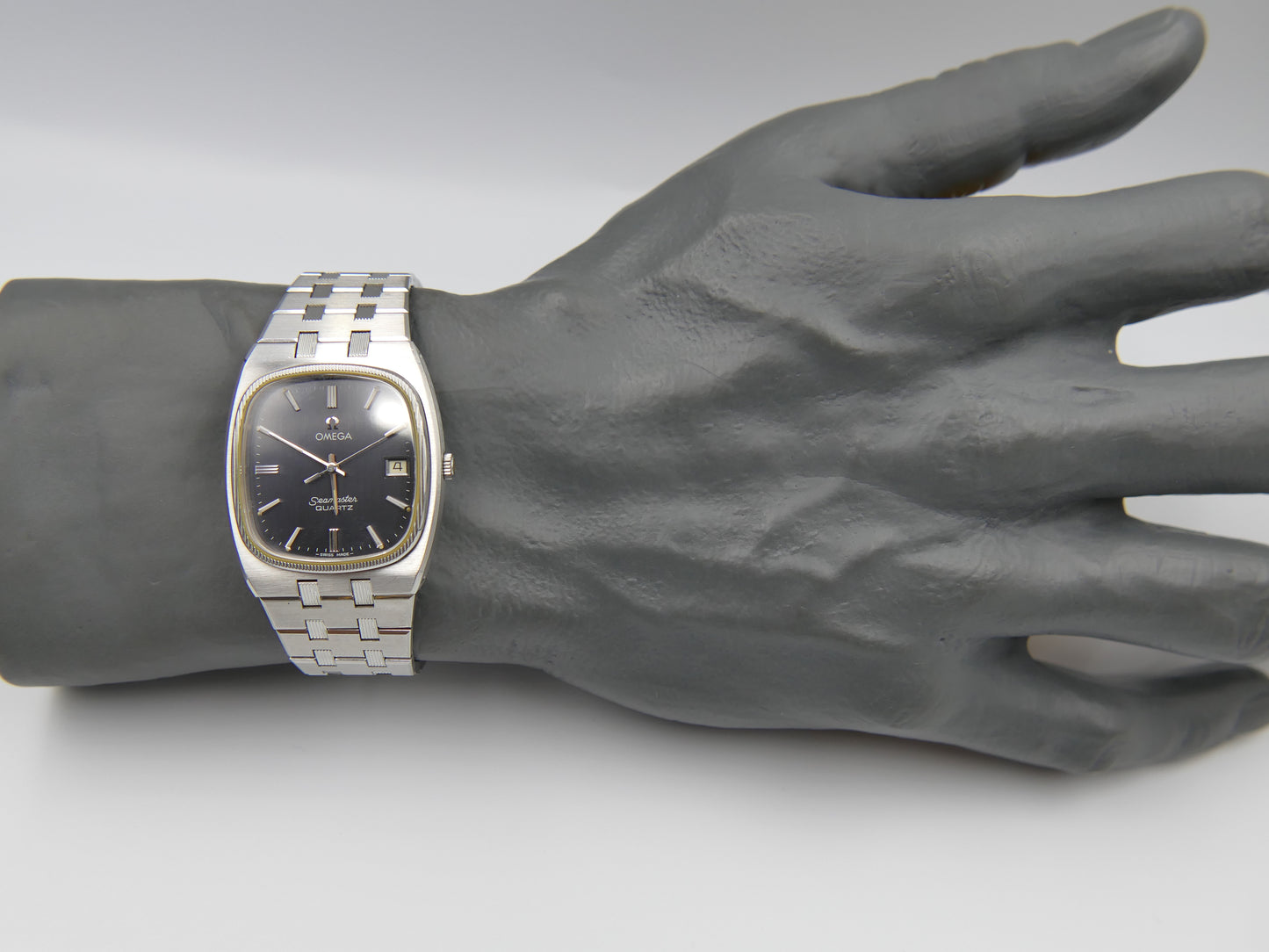 70s vintage watch mens Omega Seamaster cal. 1342 ref. 196.0136 / 396.0875 royal oak