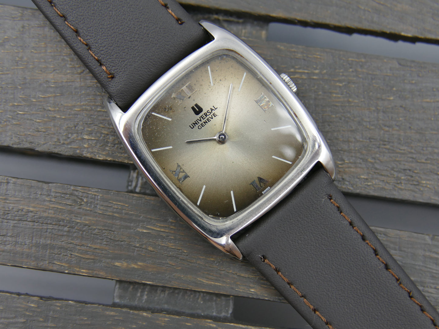 60s vintage watch mens Universal Geneve Tank hand wind  Cal 1-42 ref 842114 ultra slim coffee serviced