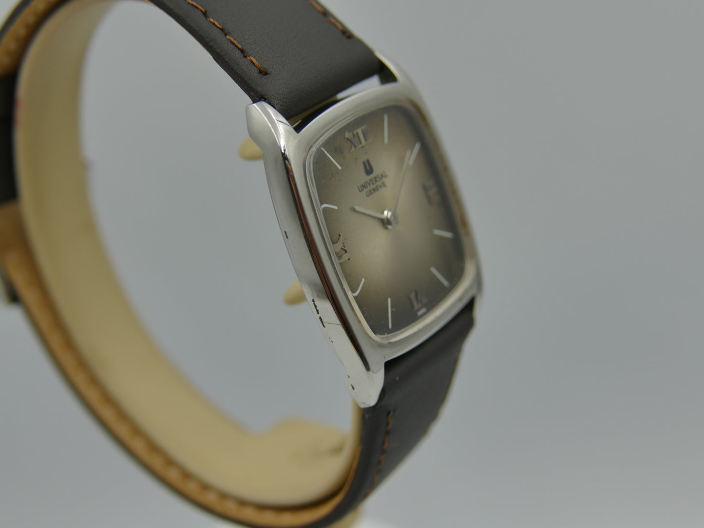 60s vintage watch mens Universal Geneve Tank hand wind  Cal 1-42 ref 842114 ultra slim coffee serviced