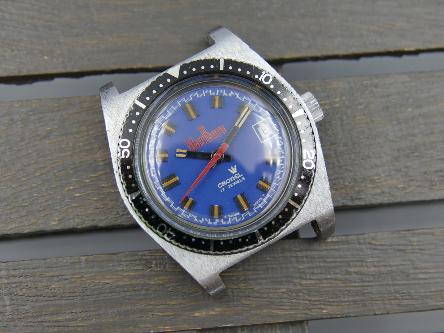 70s vintage watch mens diver Cronel Marlboro manual wind EB 8800 blue dial