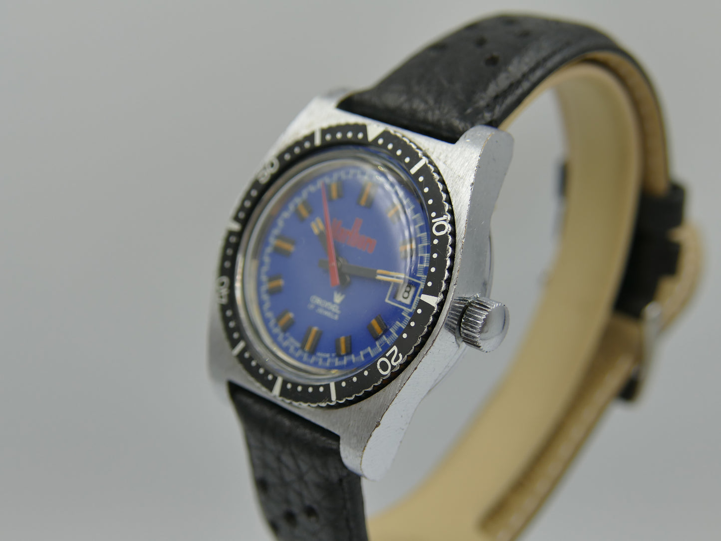 70s vintage watch mens diver Cronel Marlboro manual wind EB 8800 blue dial
