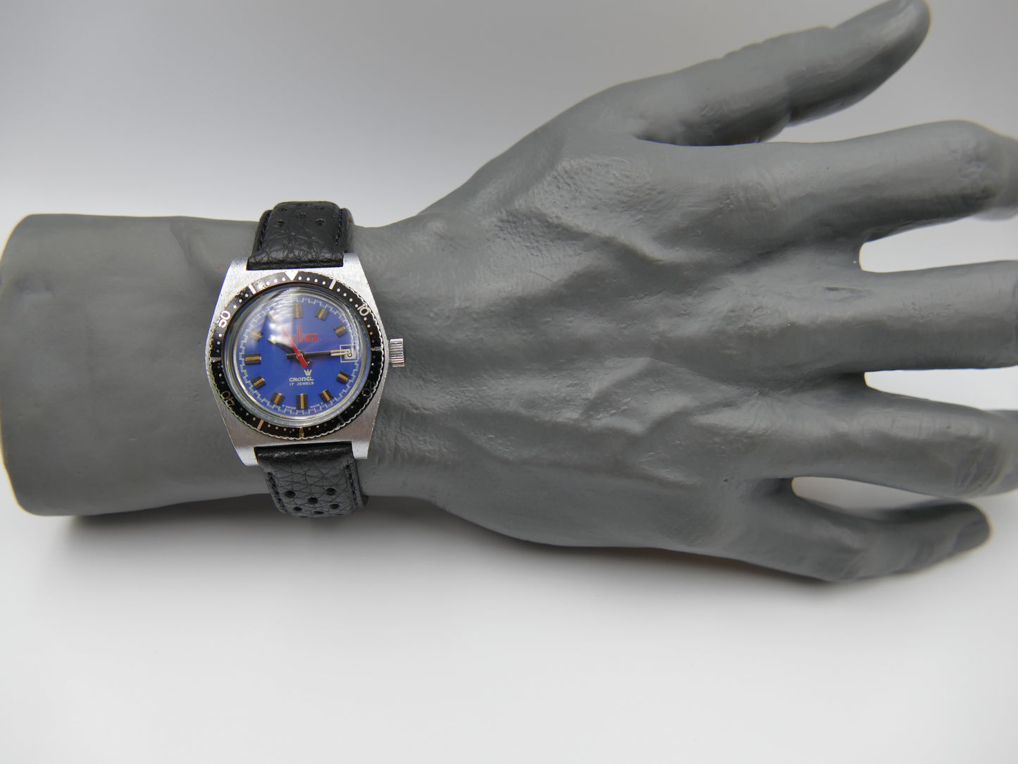 70s vintage watch mens diver Cronel Marlboro manual wind EB 8800 blue dial