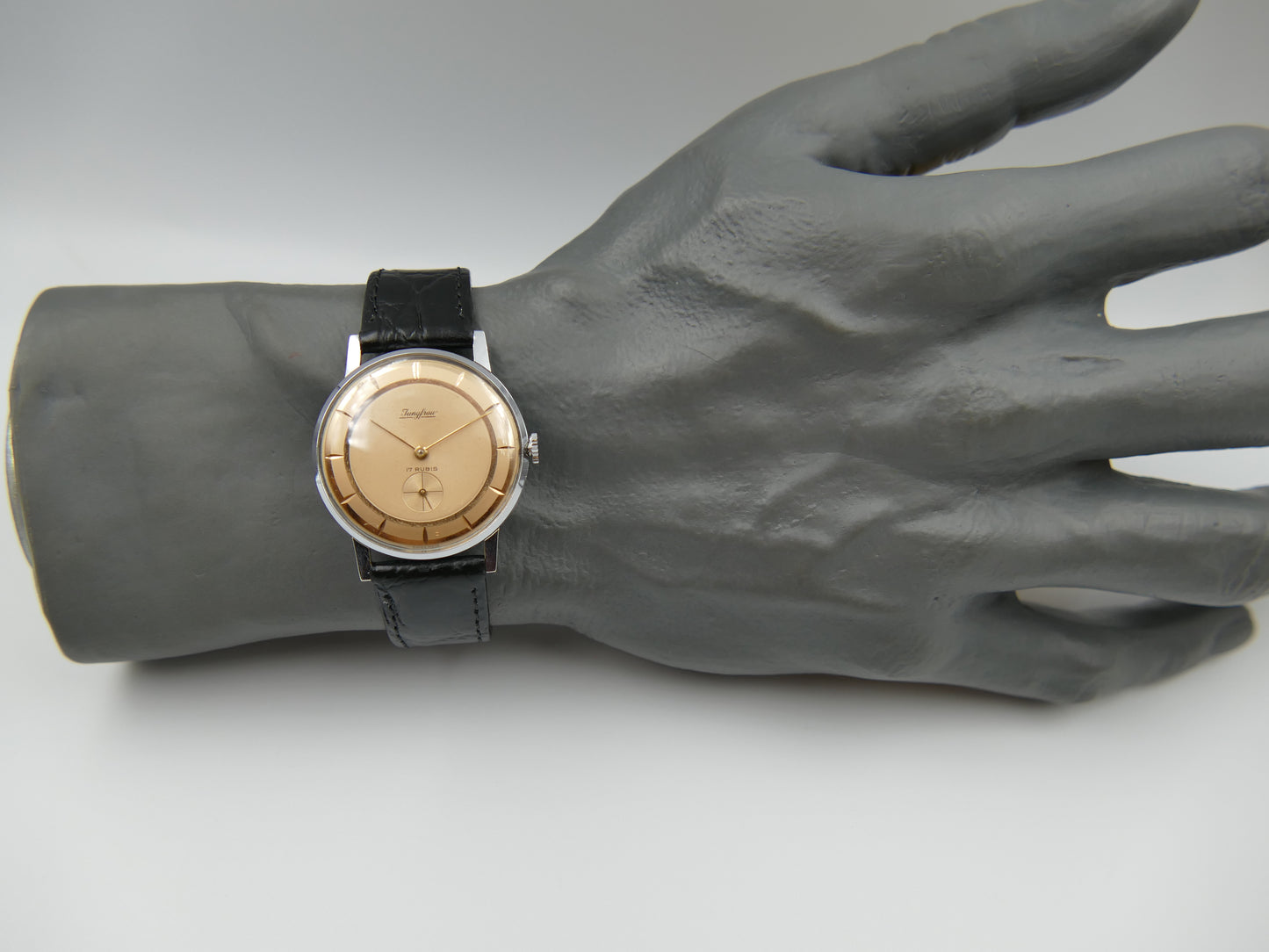60s vintage watch mens dress thin Jungfrau hand wind FE 71 salmon dial