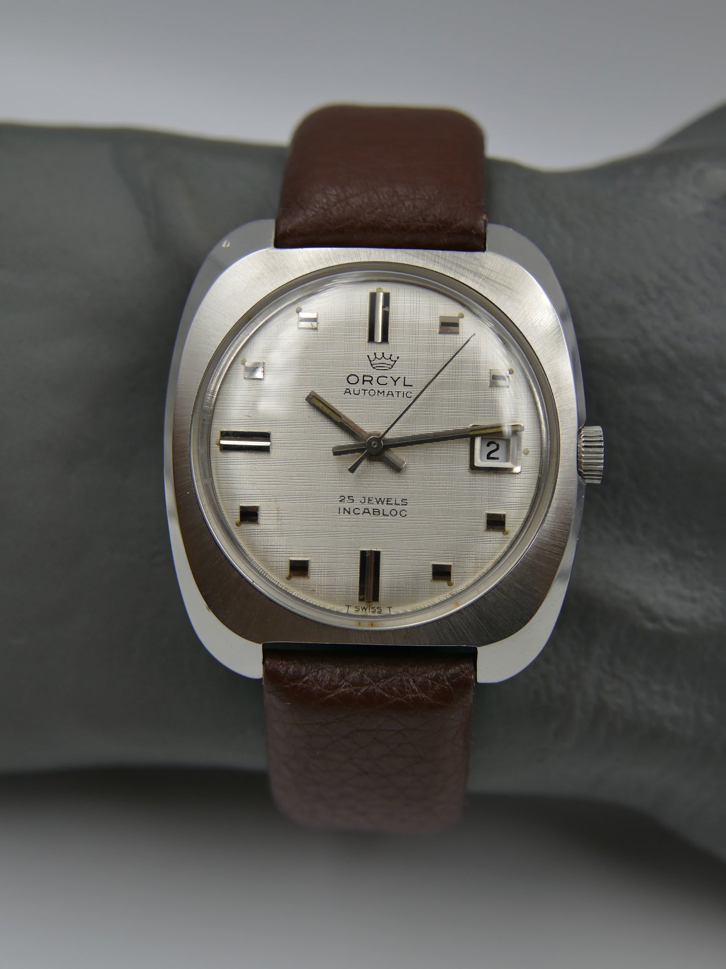 70s vintage watch mens Orcyl 25j automatic ETA 2452 linen silver dial rare