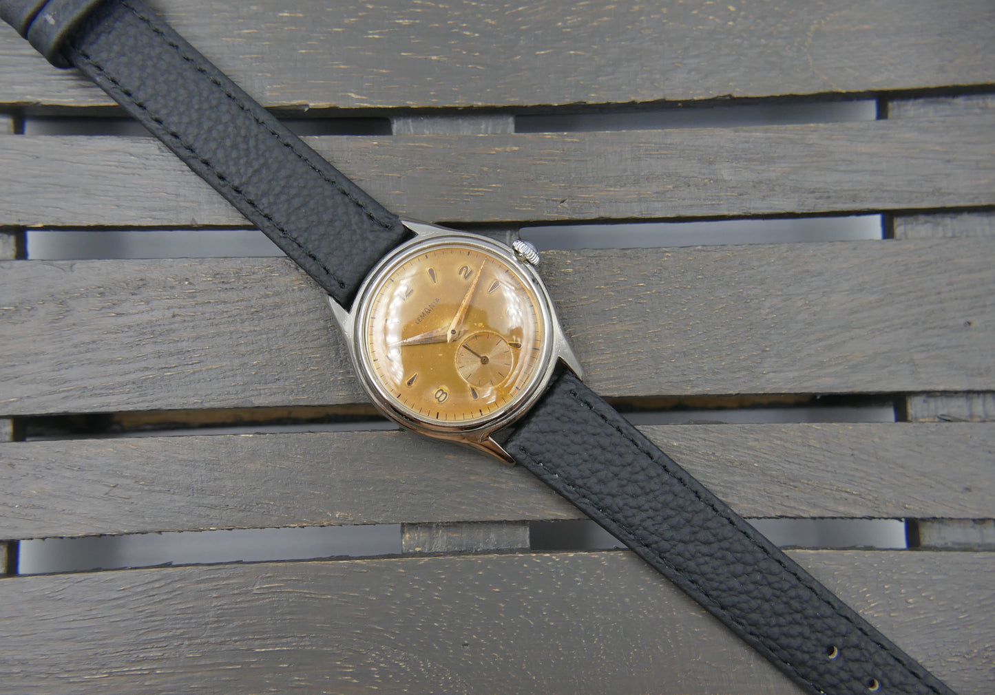 60s vintage watch Lemania ref. 232 hand wind tropical dial