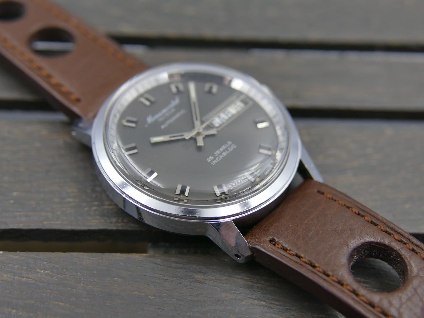 70s vintage watch mens Monumental swiss 25J automatic AS 1902/03 grey dial mint