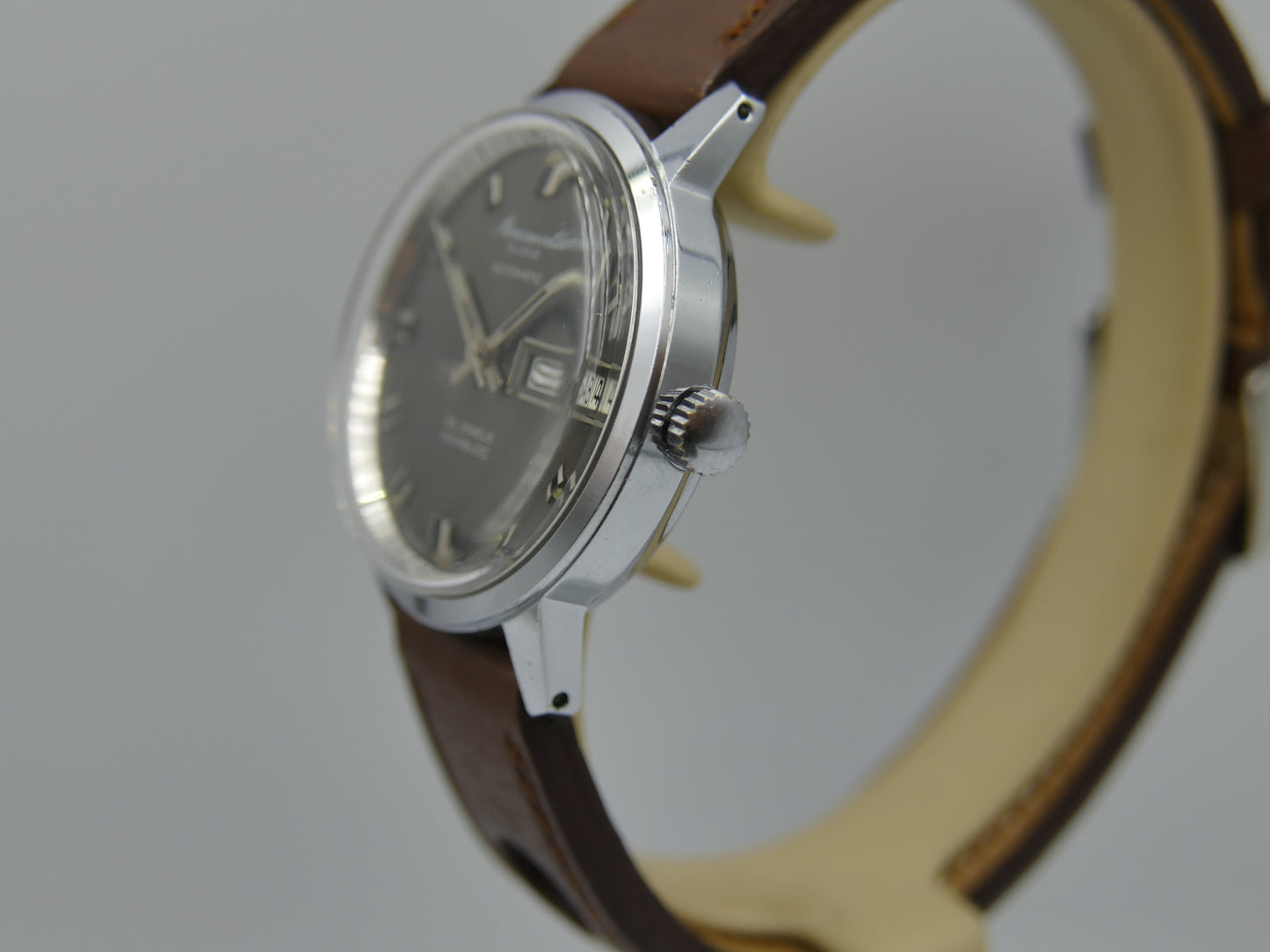 70s vintage watch mens Monumental swiss 25J automatic AS 1902/03 grey dial mint