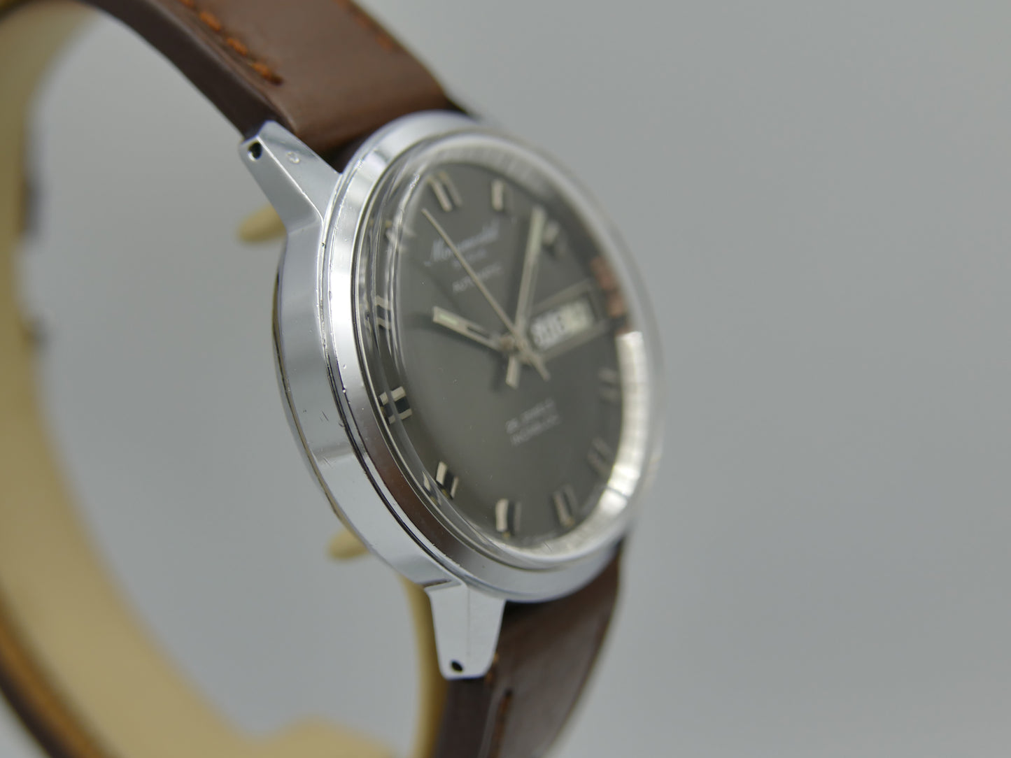 70s vintage watch mens Monumental swiss 25J automatic AS 1902/03 grey dial mint