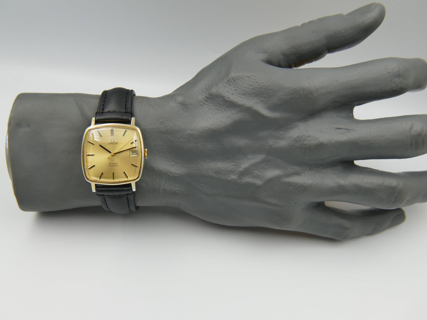 70s vintage watch mens Omega De Ville ref 162.0060 automatic 1010